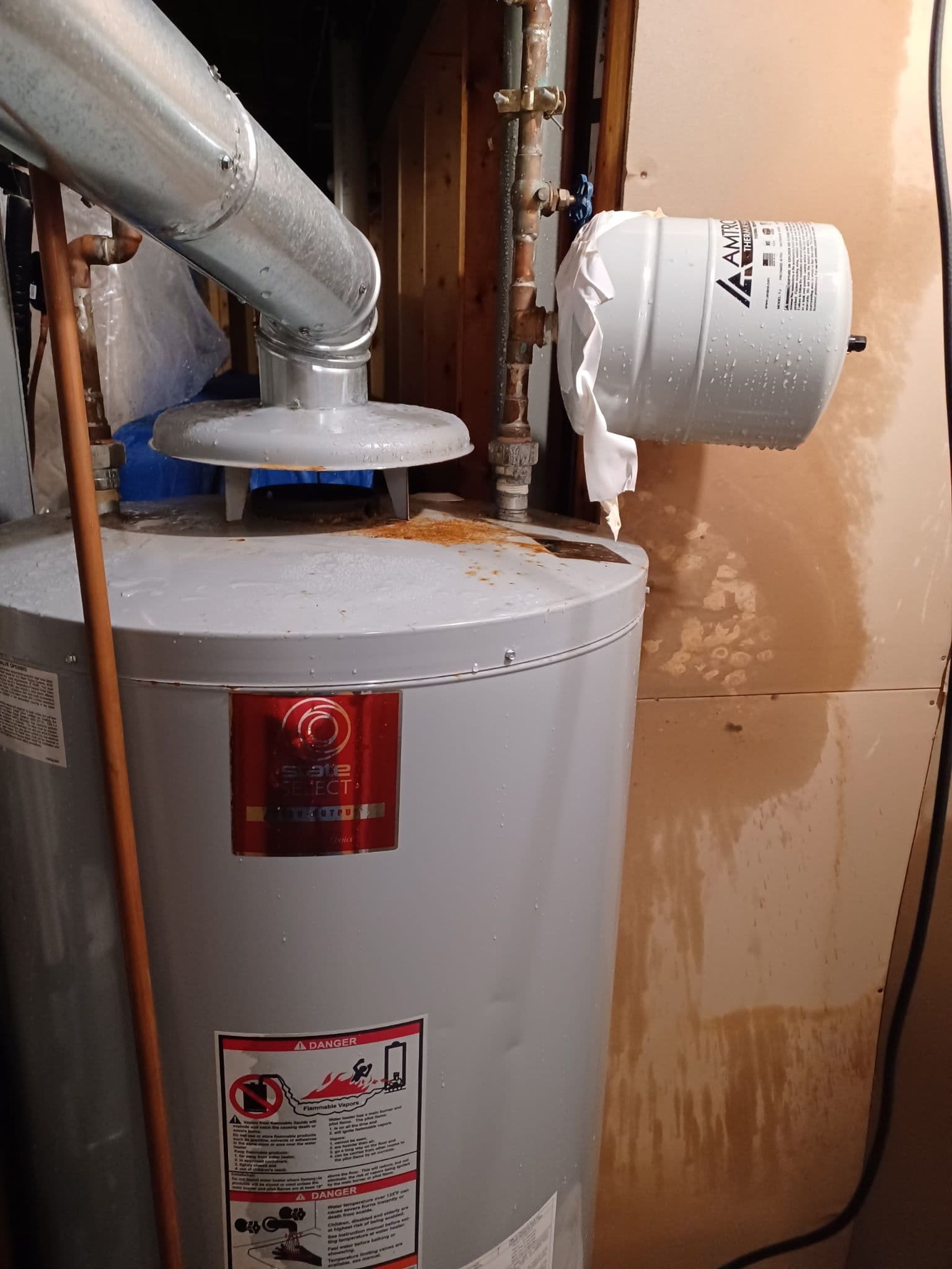 Gallery photos for Fixing Burst Thermal Expansion Tank Issues: Image #1