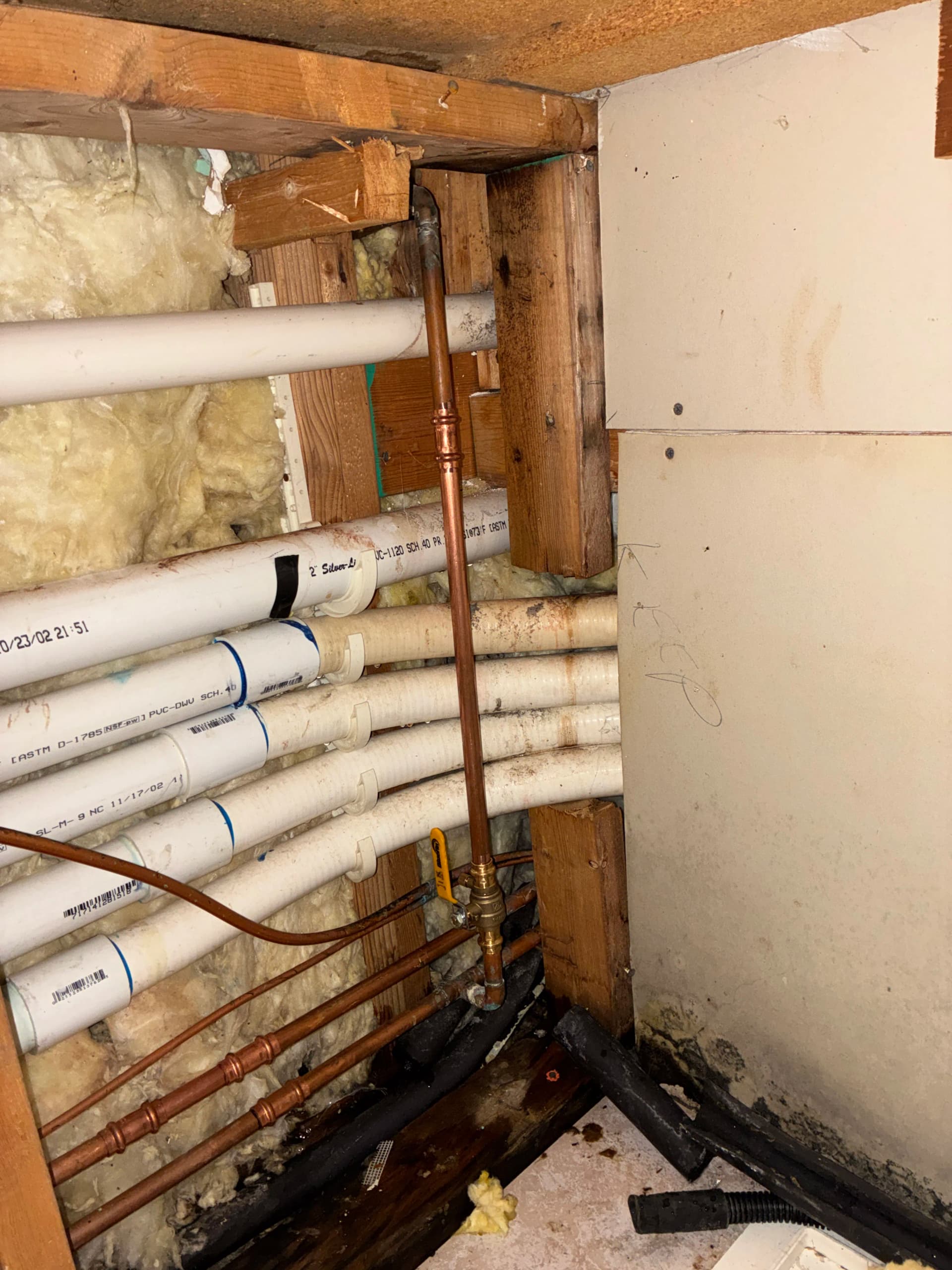 Outside Hydrant Leak Tracked Down and Fixed Behind the Wall image